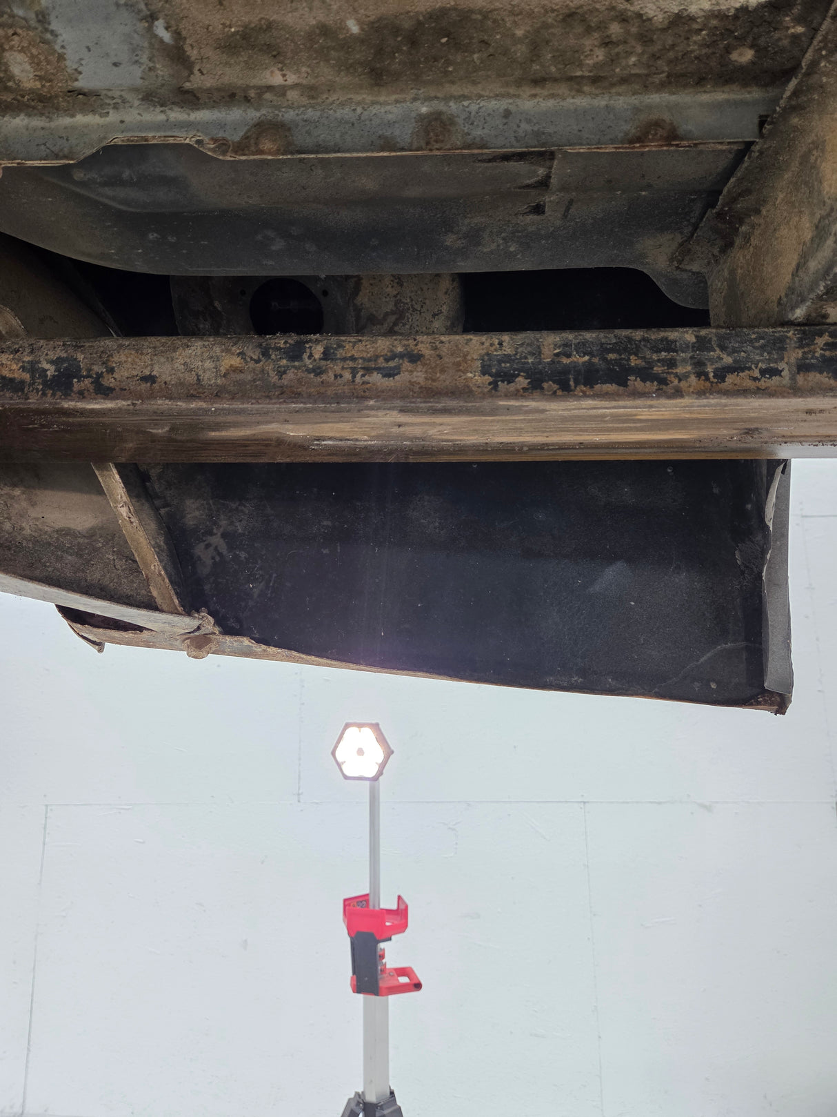 1980-1986 Ford F100 F150 F250 F350 6' 9" Short Bed