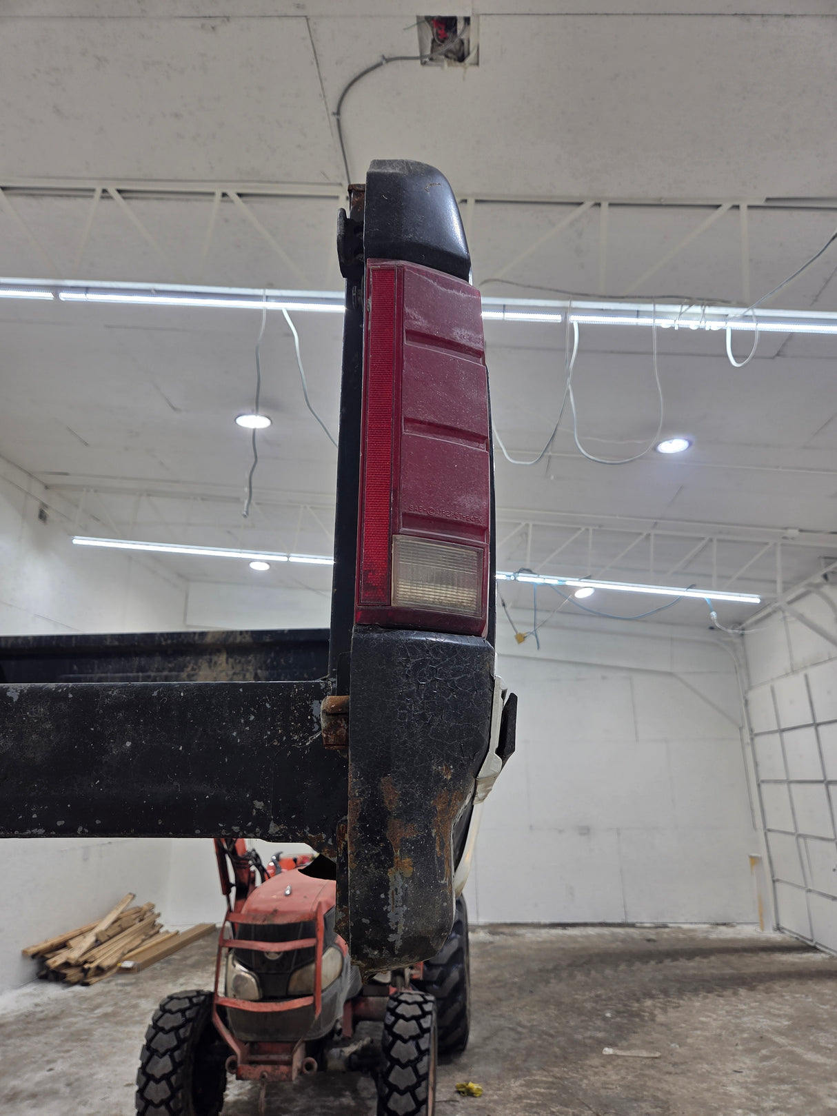 1980-1986 Ford F100 F150 F250 F350 6' 9" Short Bed