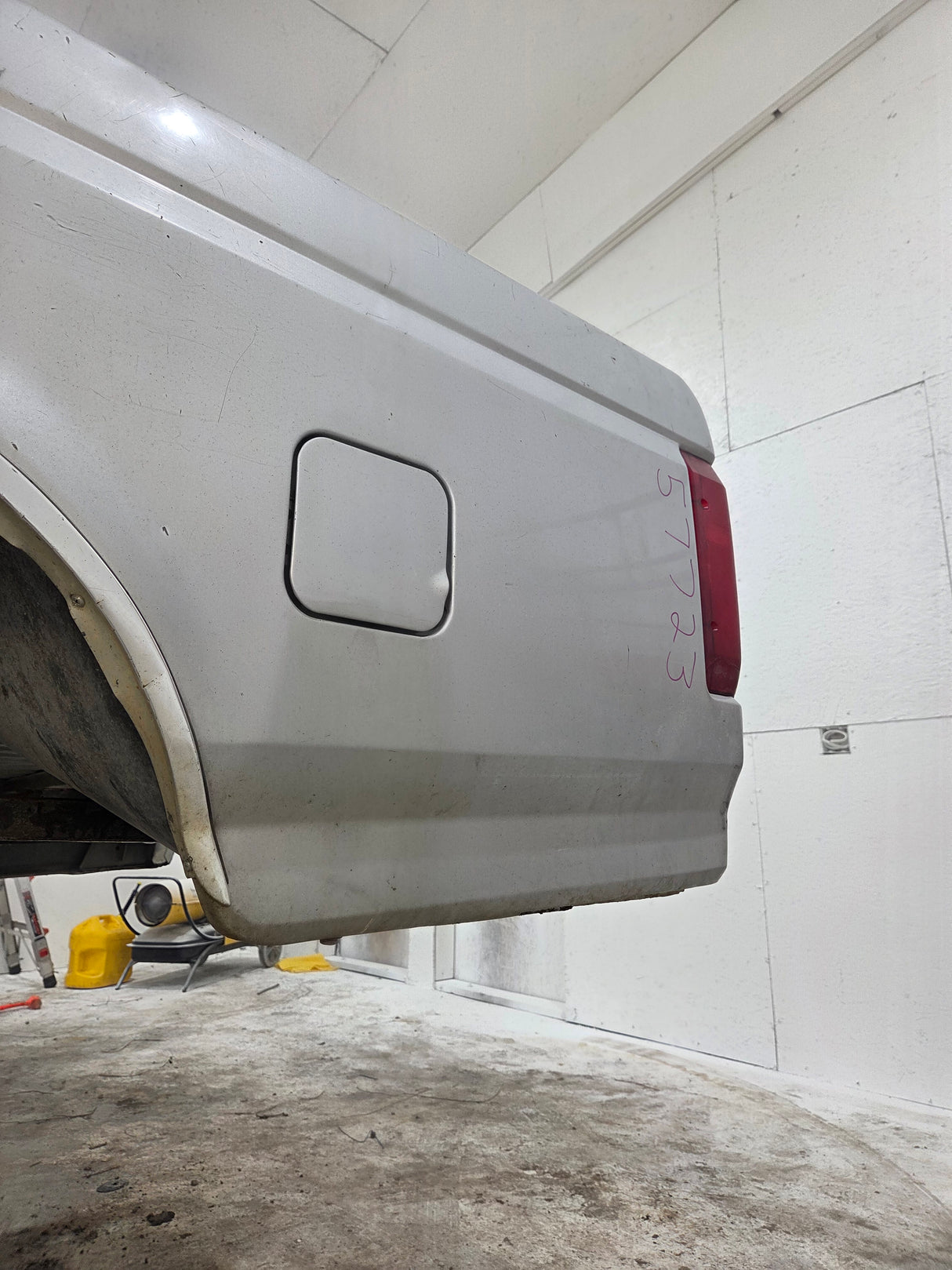 1987-1997 Ford F150 F250 F350 OBS 6' 9" Short Truck Bed