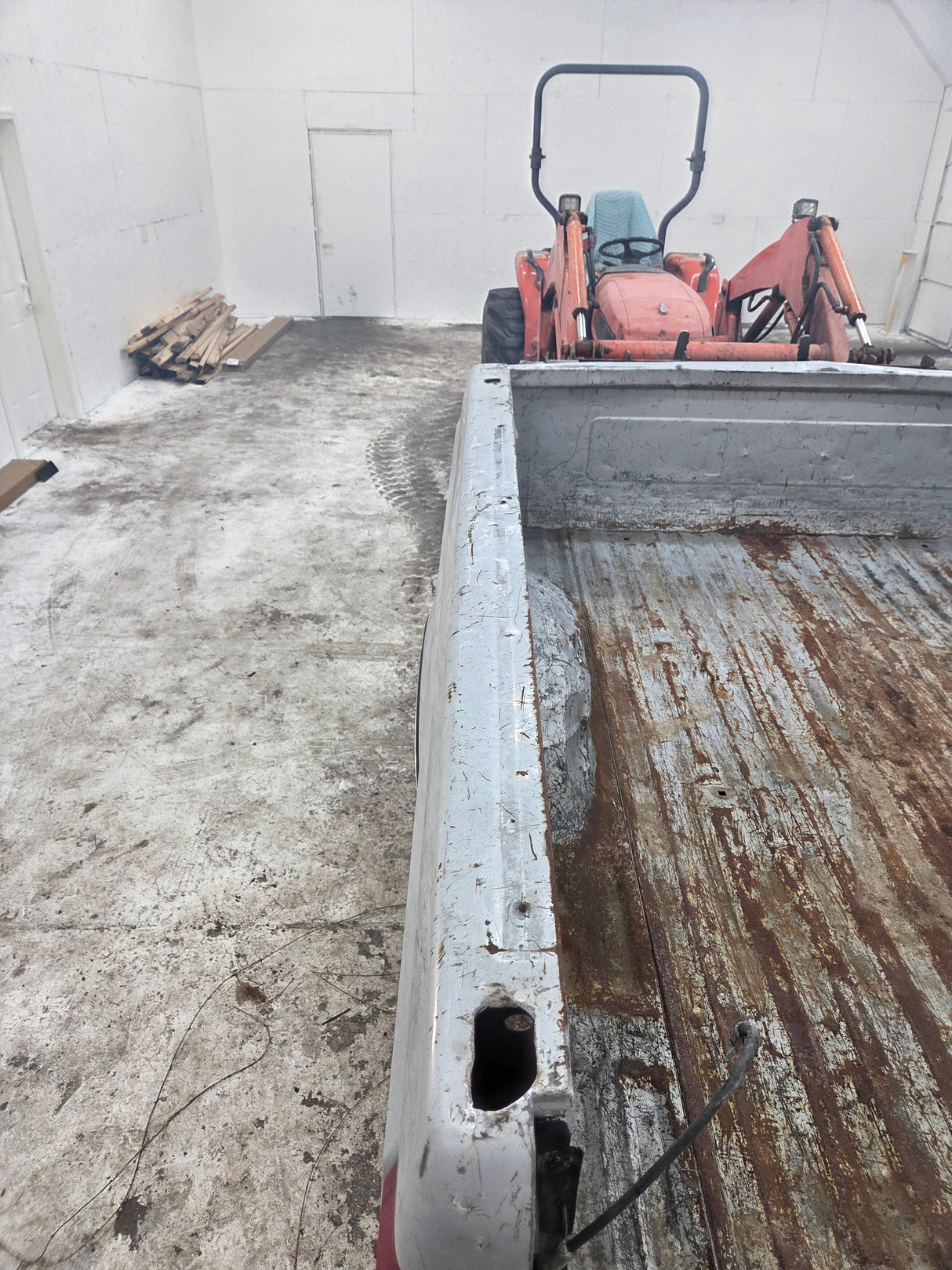 1987-1997 Ford F150 F250 F350 OBS 6' 9" Short Truck Bed