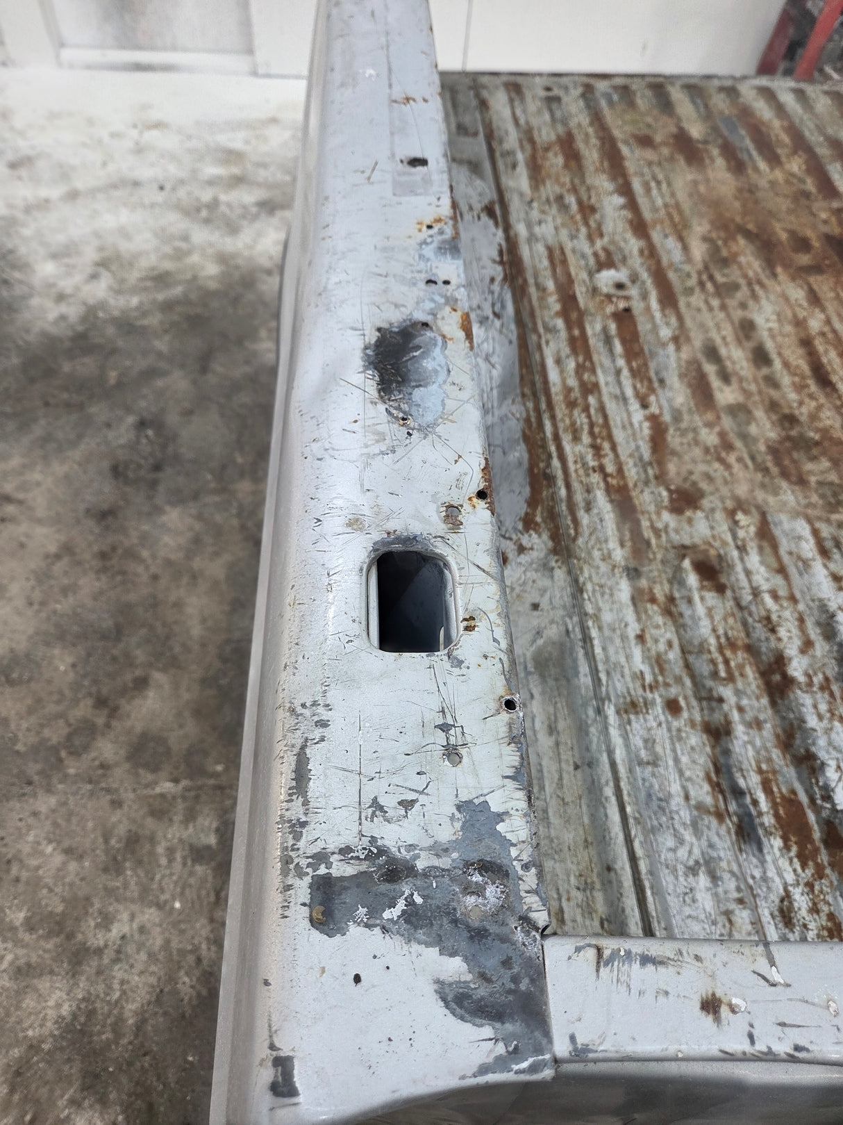 1987-1997 Ford F150 F250 F350 OBS 6' 9" Short Truck Bed