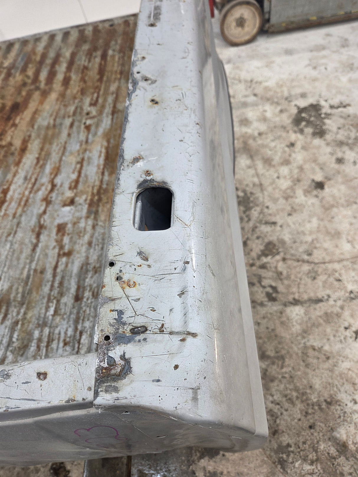 1987-1997 Ford F150 F250 F350 OBS 6' 9" Short Truck Bed