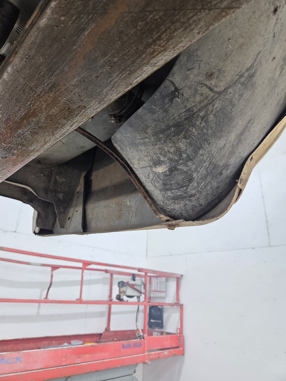 1987-1997 Ford F150 F250 F350 OBS 6' 9" Short Truck Bed