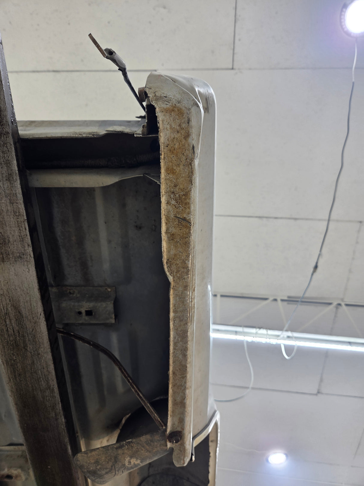 1987-1997 Ford F150 F250 F350 OBS 6' 9" Short Truck Bed