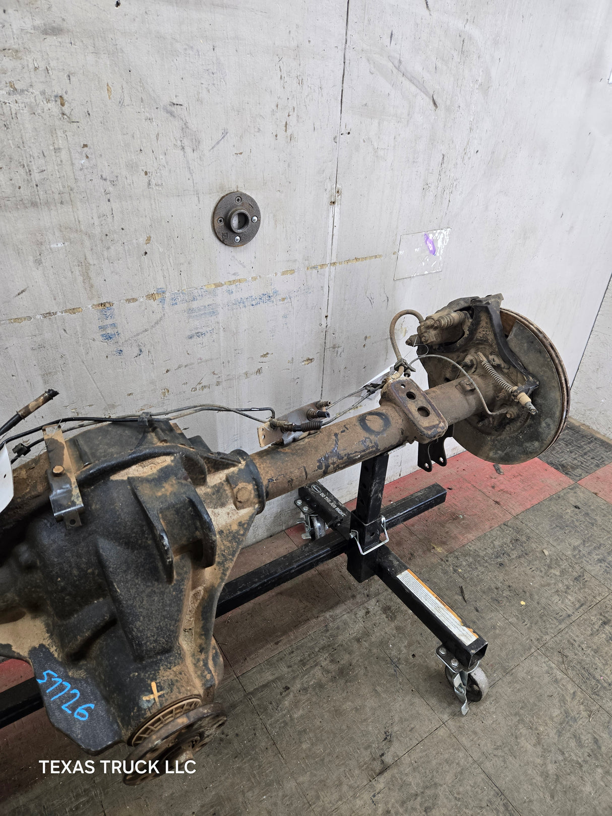 2009-2011 Ford F150 9.75" Rear Axle 3.55 Gear Ratio Limited Slip