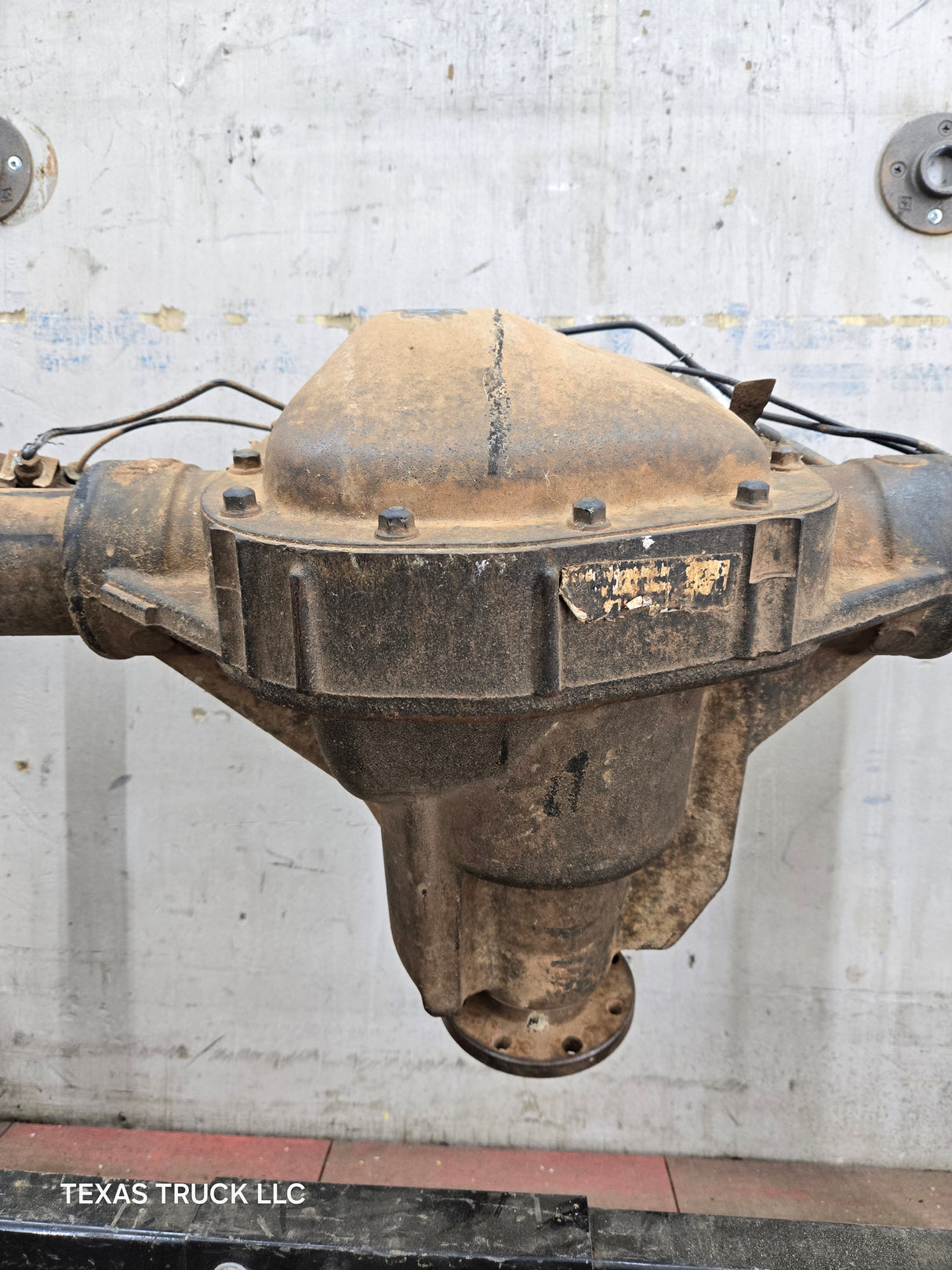 2009-2011 Ford F150 9.75" Rear Axle 3.55 Gear Ratio Limited Slip
