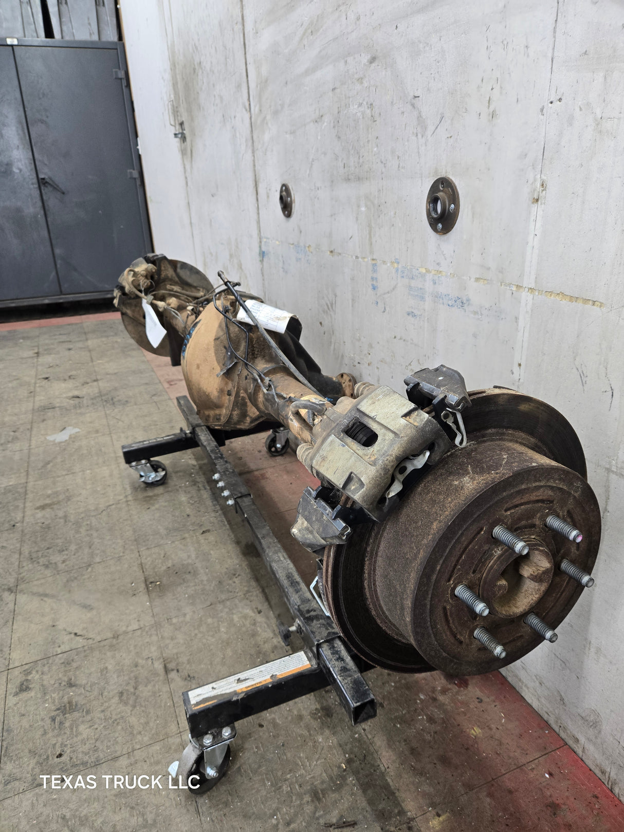 2009-2011 Ford F150 9.75" Rear Axle 3.55 Gear Ratio Limited Slip