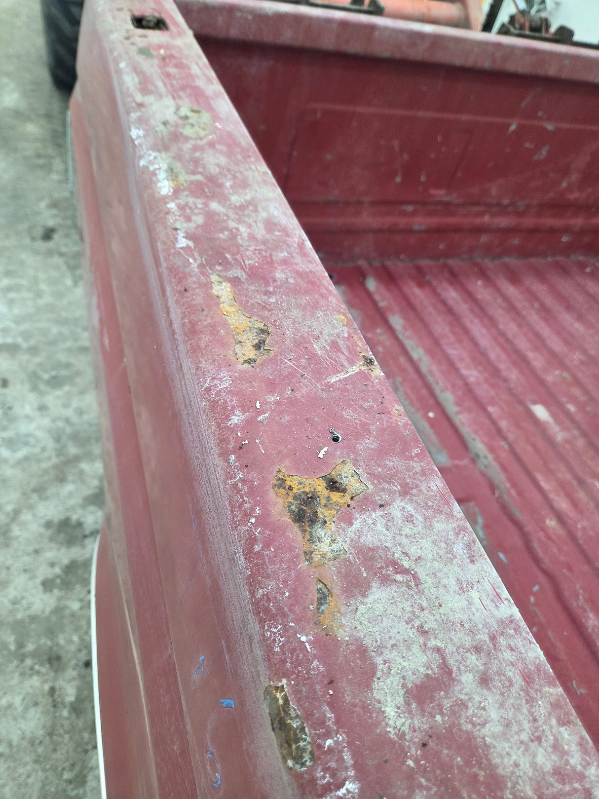 1987-1997 Ford F150 F250 F350 OBS 6' 9" Short Truck Bed