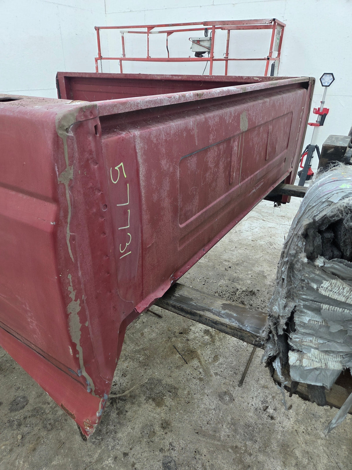 1987-1997 Ford F150 F250 F350 OBS 6' 9" Short Truck Bed