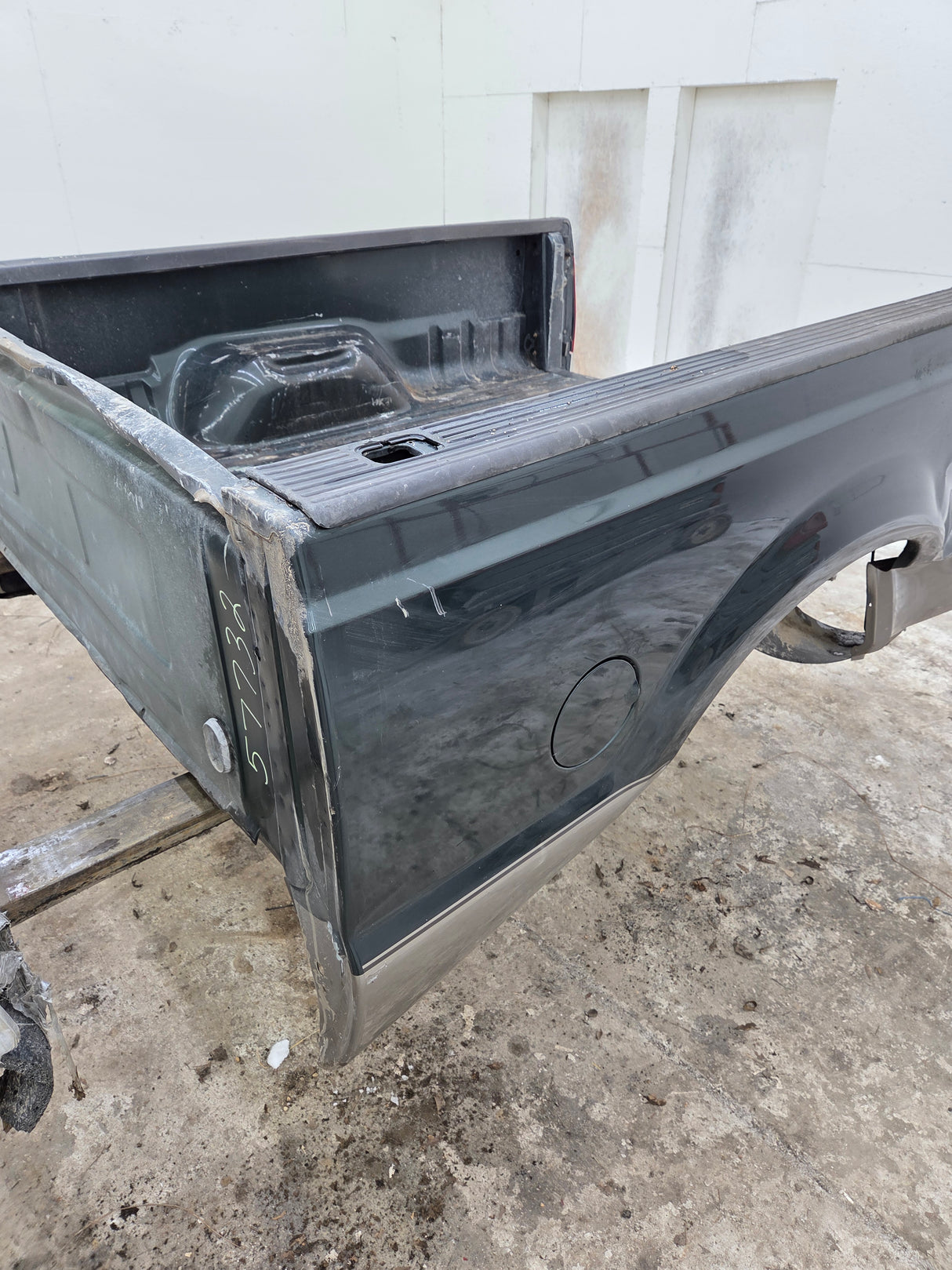 1999-2010 Ford Super Duty F250 F350 6' 9" Short Truck Bed