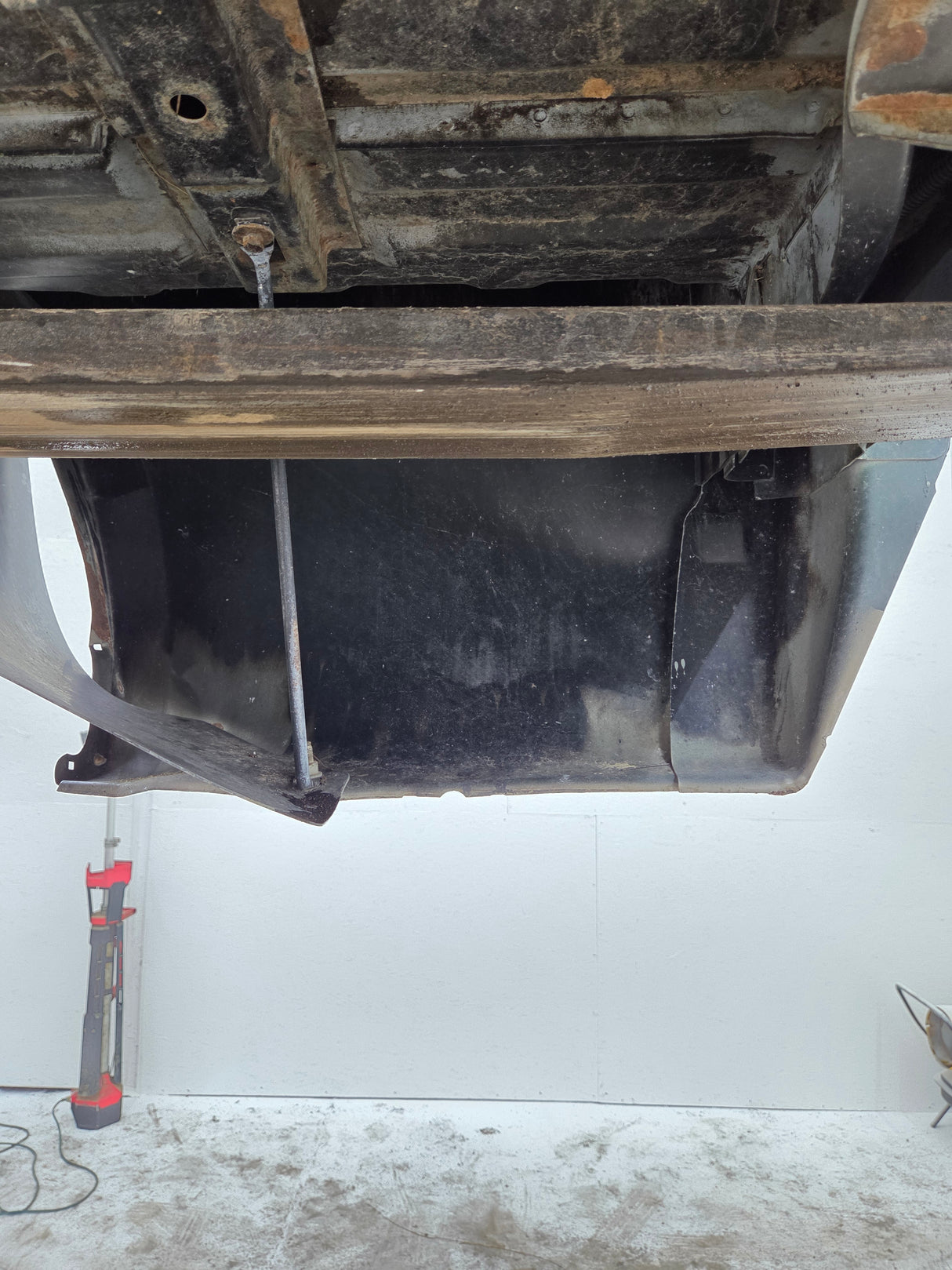 1999-2010 Ford Super Duty F250 F350 6' 9" Short Truck Bed