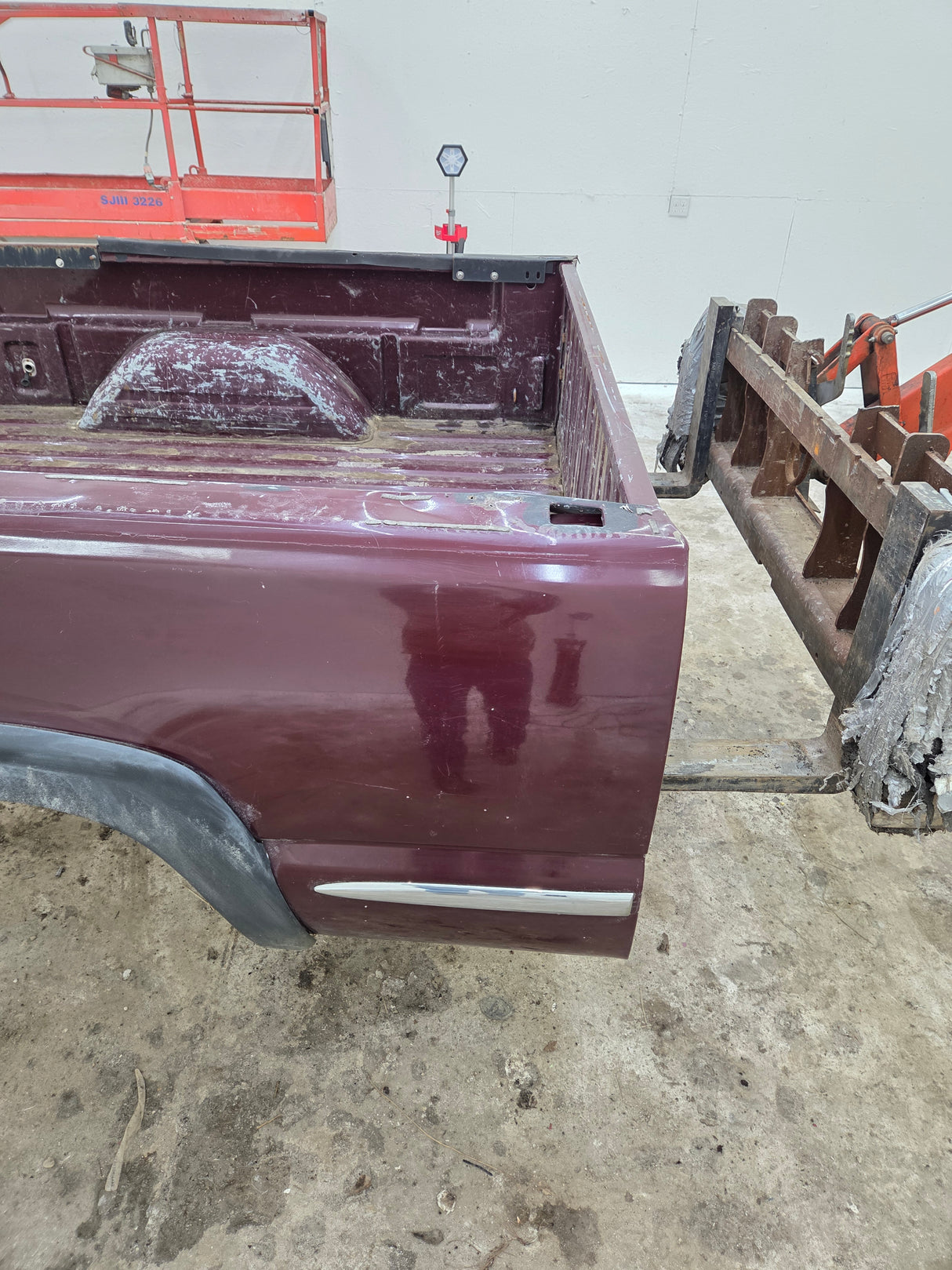 1999-2007 Chevrolet Silverado / GMC Sierra 6' 6" Short Truck Bed