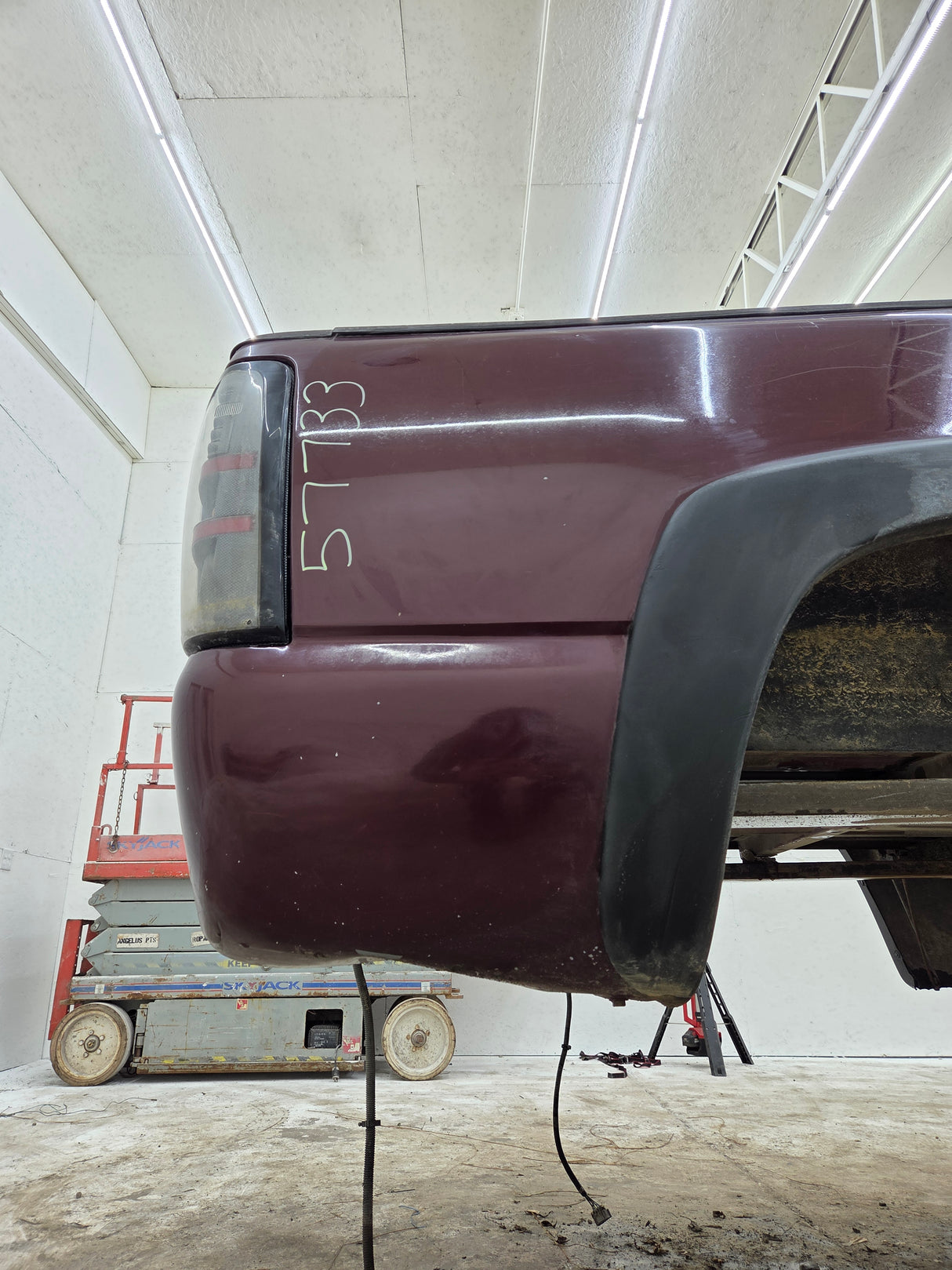 1999-2007 Chevrolet Silverado / GMC Sierra 6' 6" Short Truck Bed