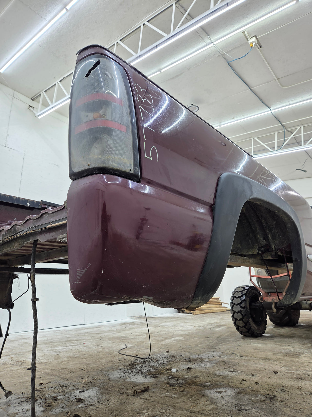 1999-2007 Chevrolet Silverado / GMC Sierra 6' 6" Short Truck Bed