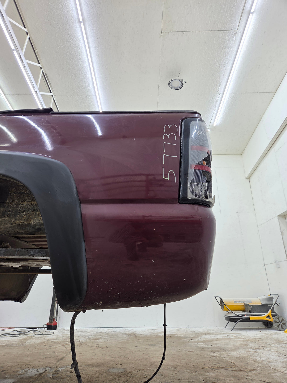 1999-2007 Chevrolet Silverado / GMC Sierra 6' 6" Short Truck Bed