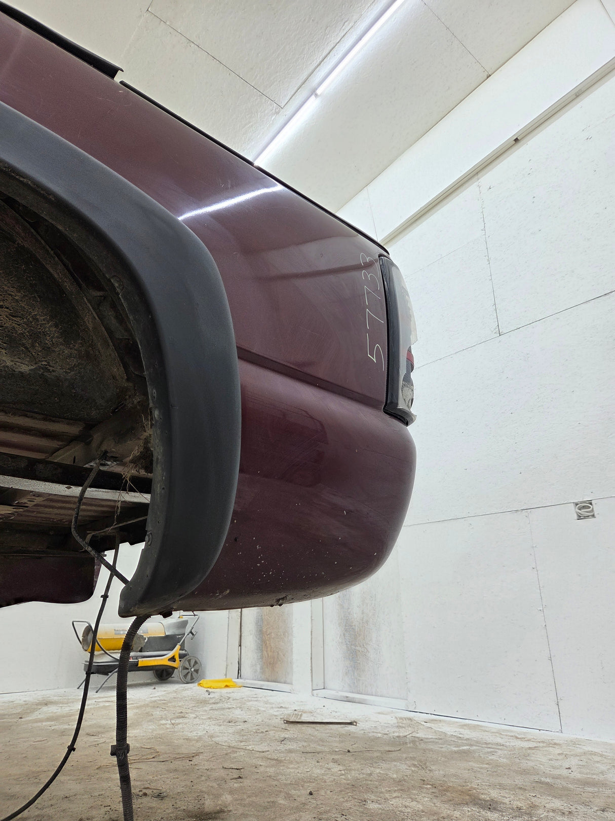 1999-2007 Chevrolet Silverado / GMC Sierra 6' 6" Short Truck Bed