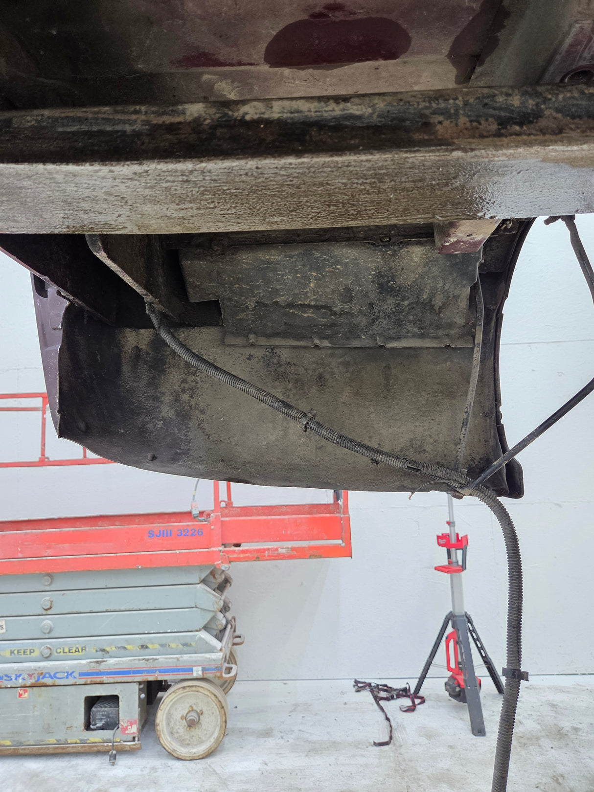 1999-2007 Chevrolet Silverado / GMC Sierra 6' 6" Short Truck Bed