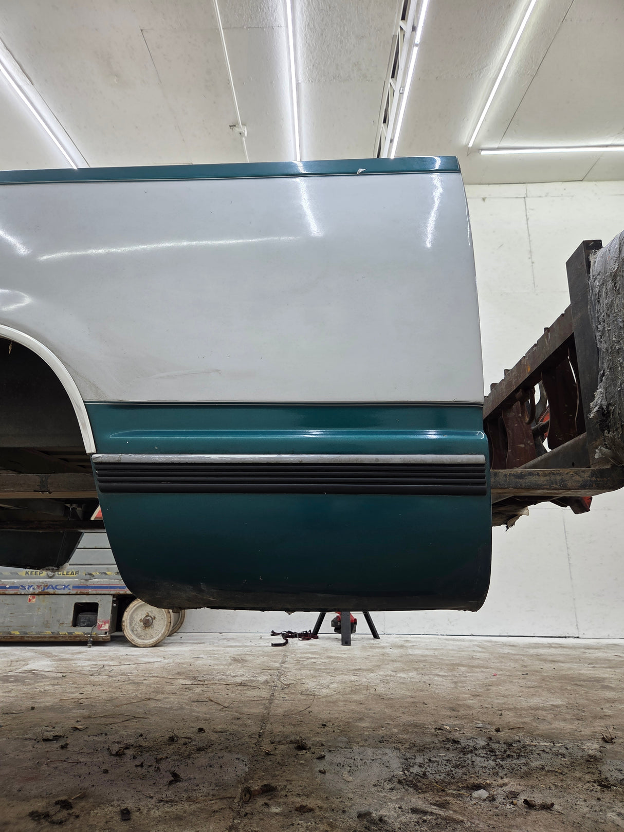 1988-1998 Chevrolet / GMC 1500 2500 3500 OBS 6' 6" Short Truck Bed