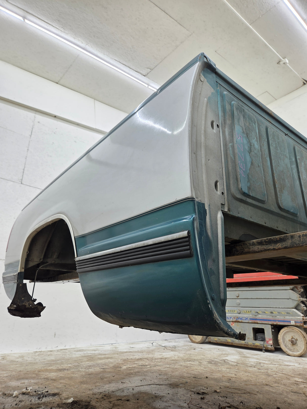 1988-1998 Chevrolet / GMC 1500 2500 3500 OBS 6' 6" Short Truck Bed