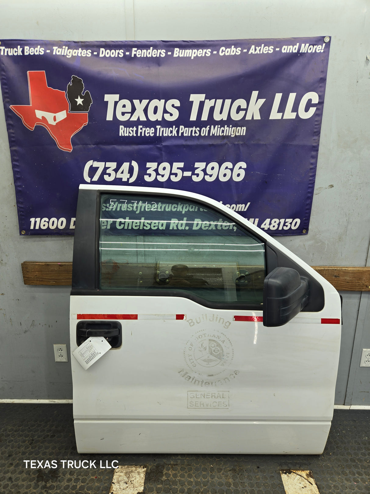 2009-2014 Ford F150 RH Passenger Side Front Door
