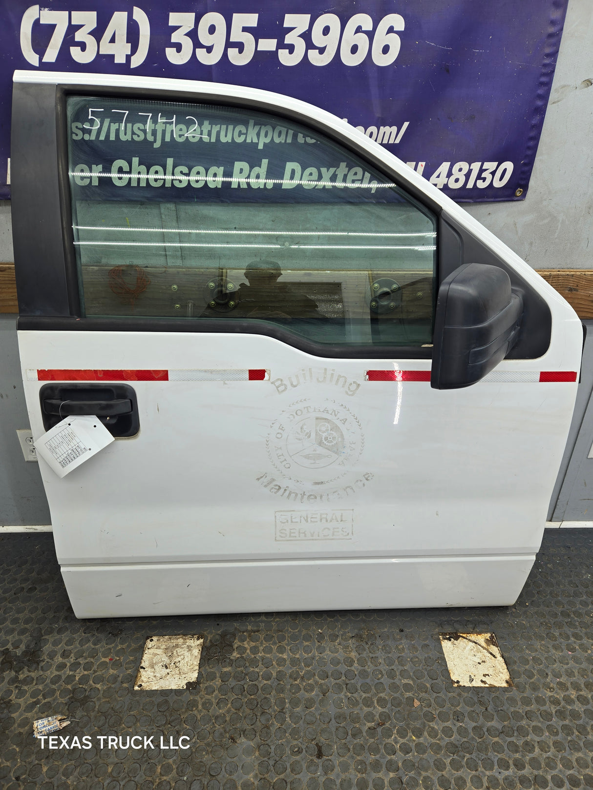 2009-2014 Ford F150 RH Passenger Side Front Door