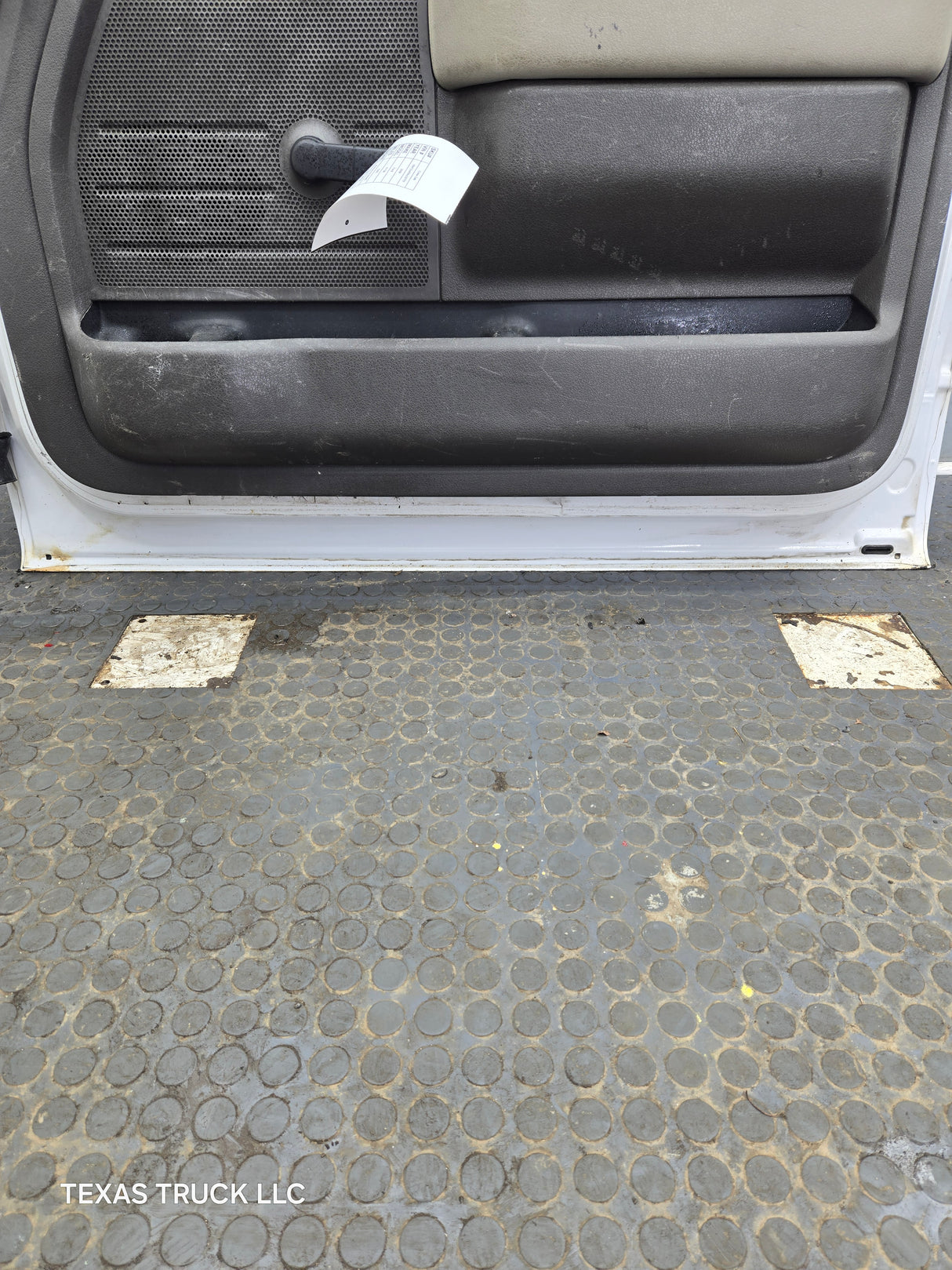 2009-2014 Ford F150 RH Passenger Side Front Door
