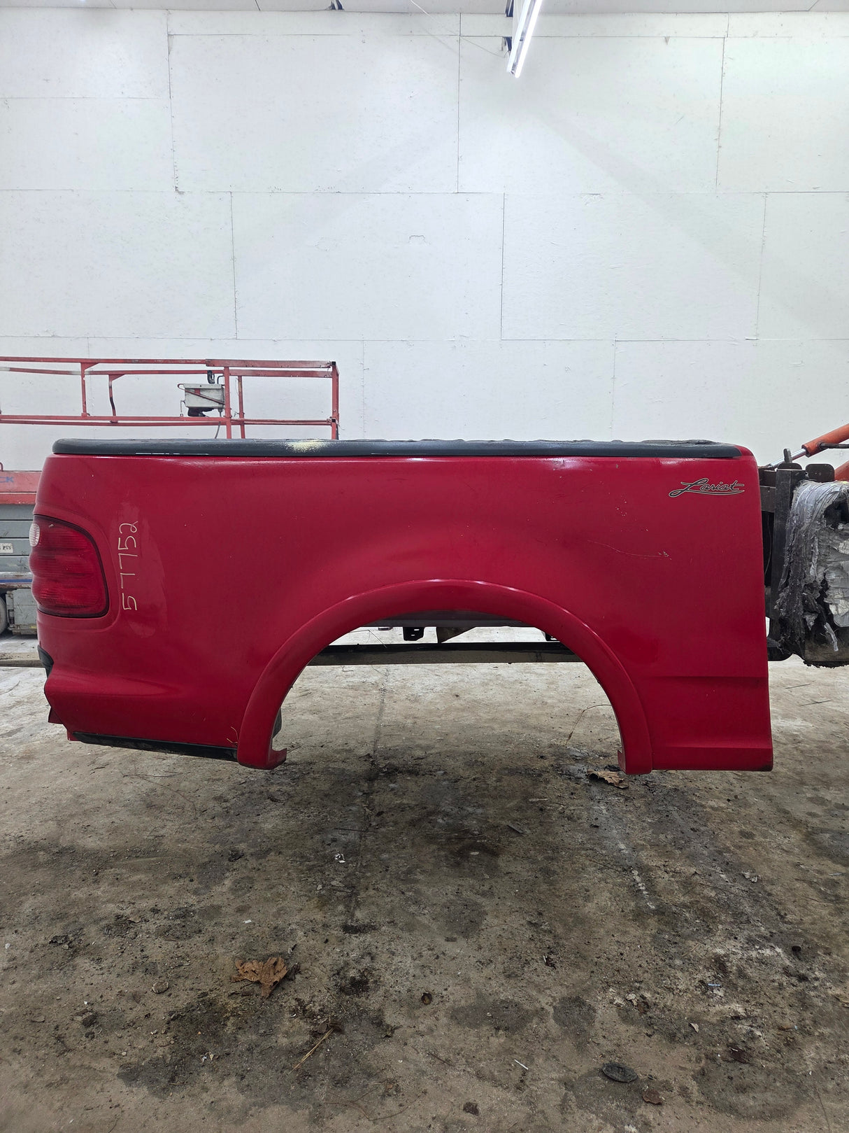 1997-2003 Ford F150 5' 6" Short Truck Bed Fiberglass Side