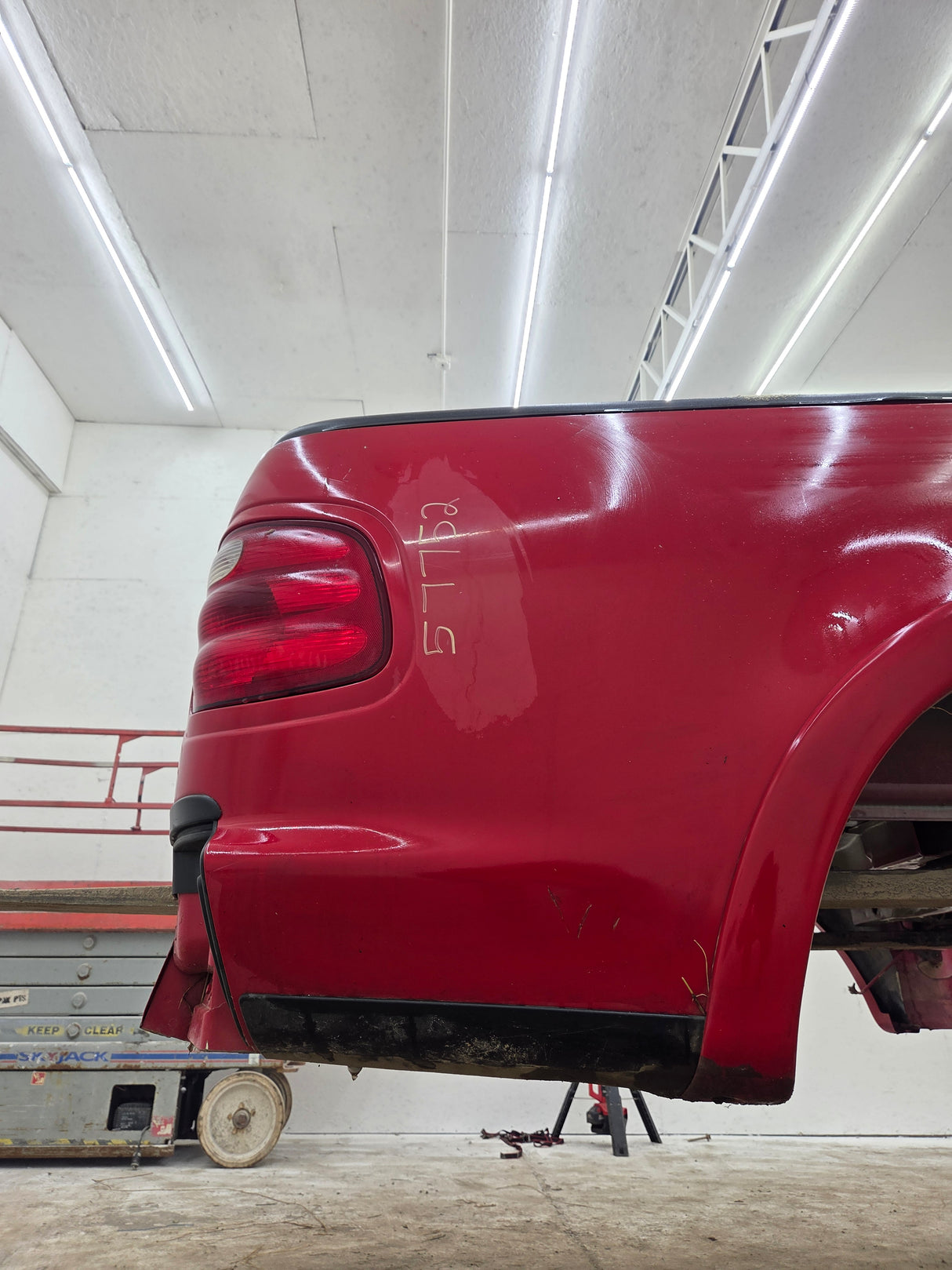 1997-2003 Ford F150 5' 6" Short Truck Bed Fiberglass Side