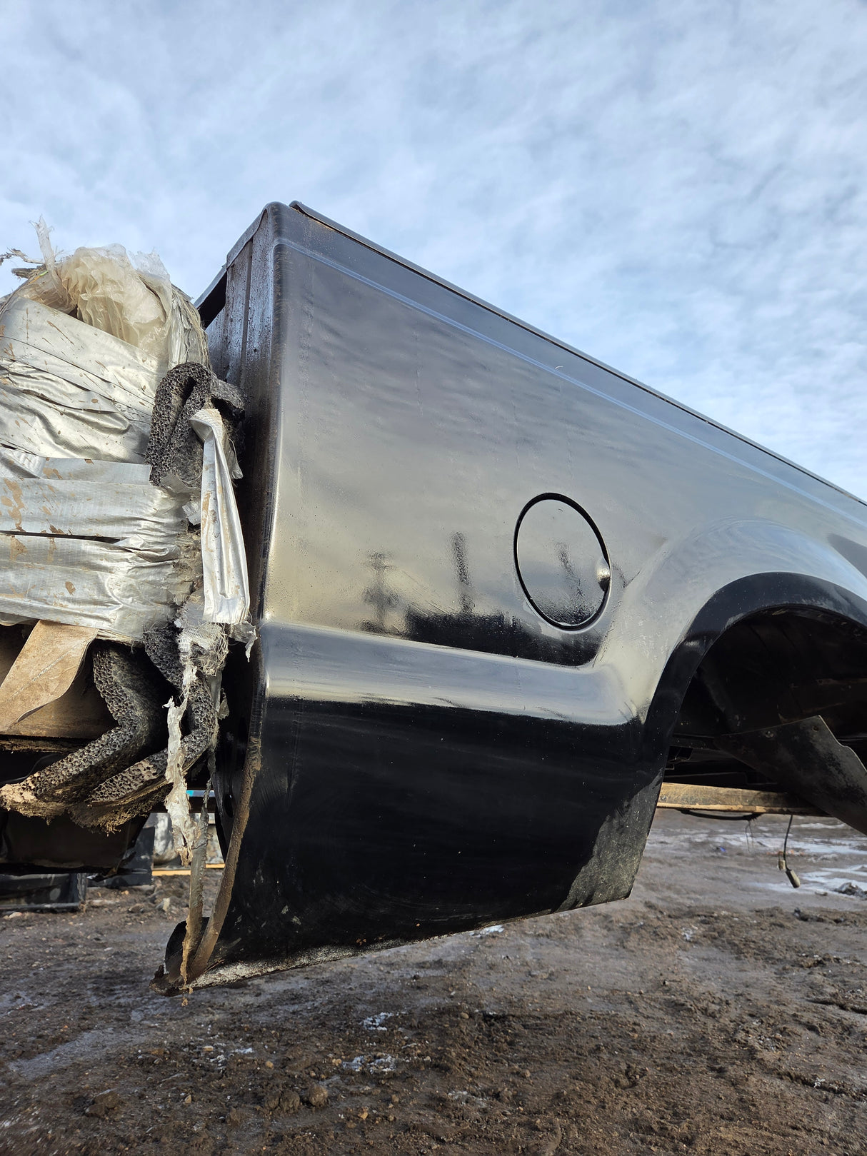 1999-2010 Ford Super Duty F250 F350 6' 9" Short Truck Bed