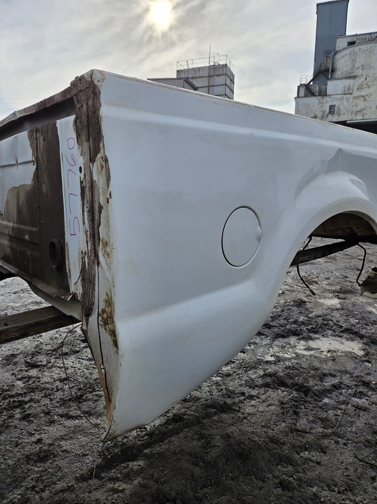 1999-2010 Ford Super Duty F250 F350 6' 9" Short Truck Bed