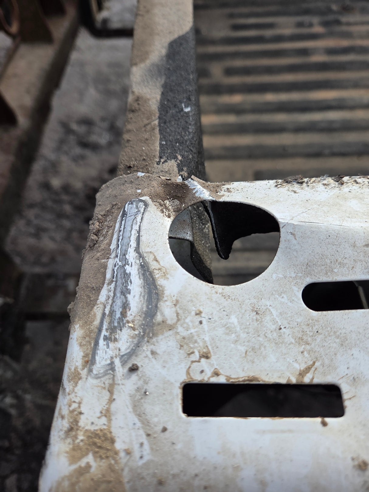 1999-2010 Ford Super Duty F250 F350 6' 9" Short Truck Bed