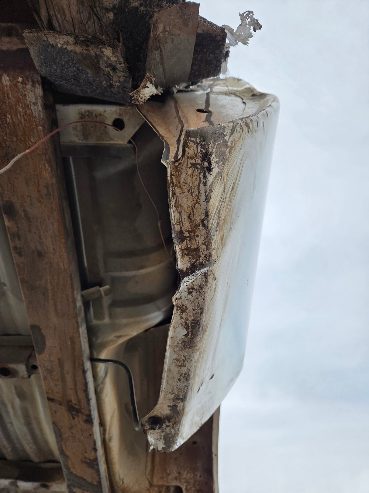 1999-2010 Ford Super Duty F250 F350 6' 9" Short Truck Bed