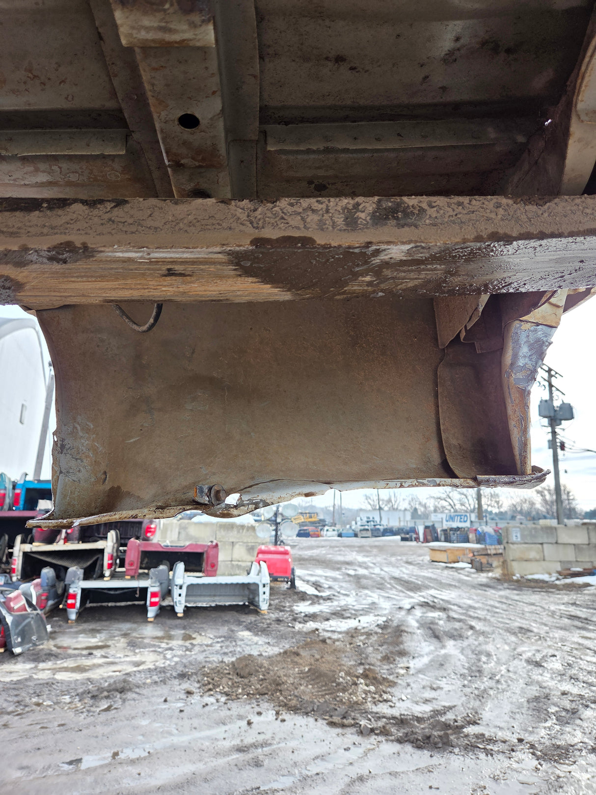 1999-2010 Ford Super Duty F250 F350 6' 9" Short Truck Bed