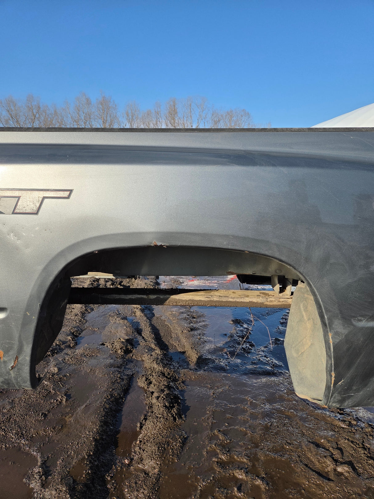 2005-2011 Dodge Dakota 3rd Gen 6' 5" Short Truck Bed