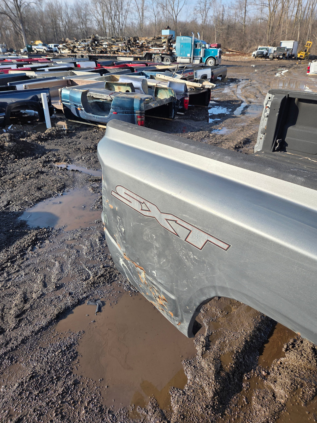 2005-2011 Dodge Dakota 3rd Gen 6' 5" Short Truck Bed