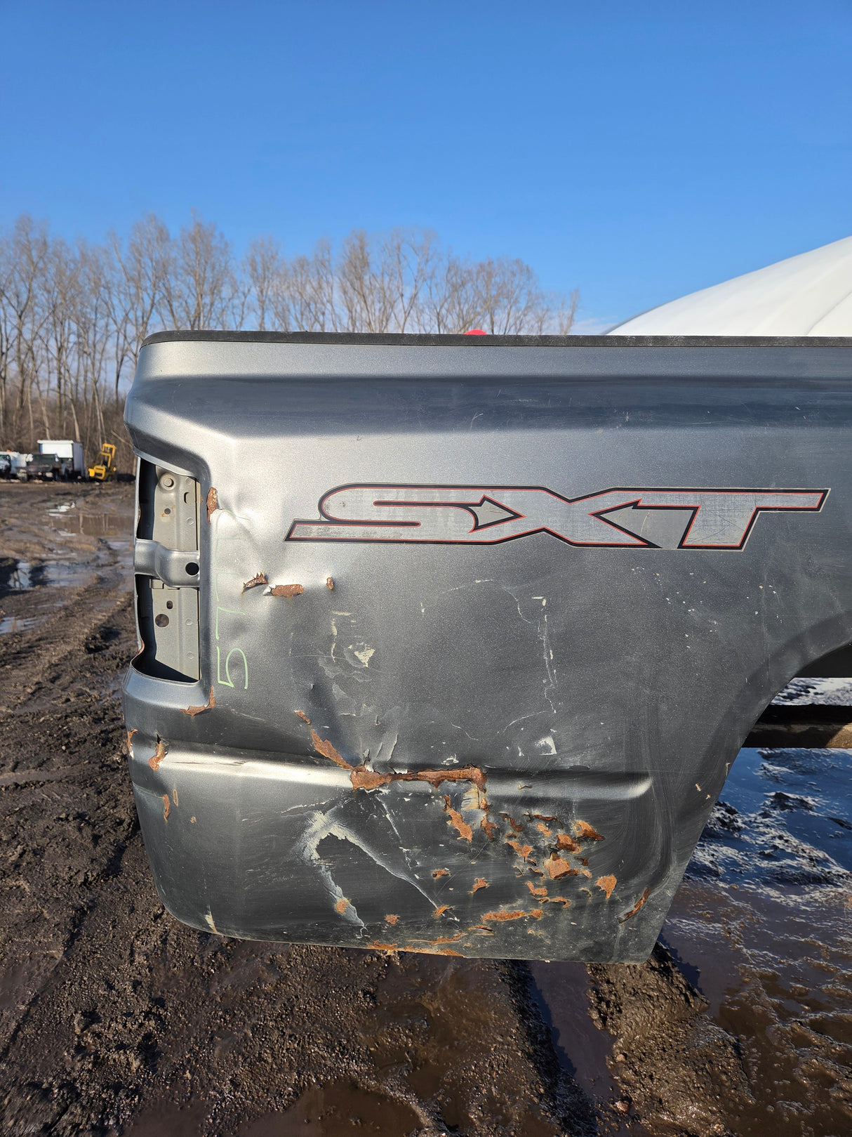 2005-2011 Dodge Dakota 3rd Gen 6' 5" Short Truck Bed