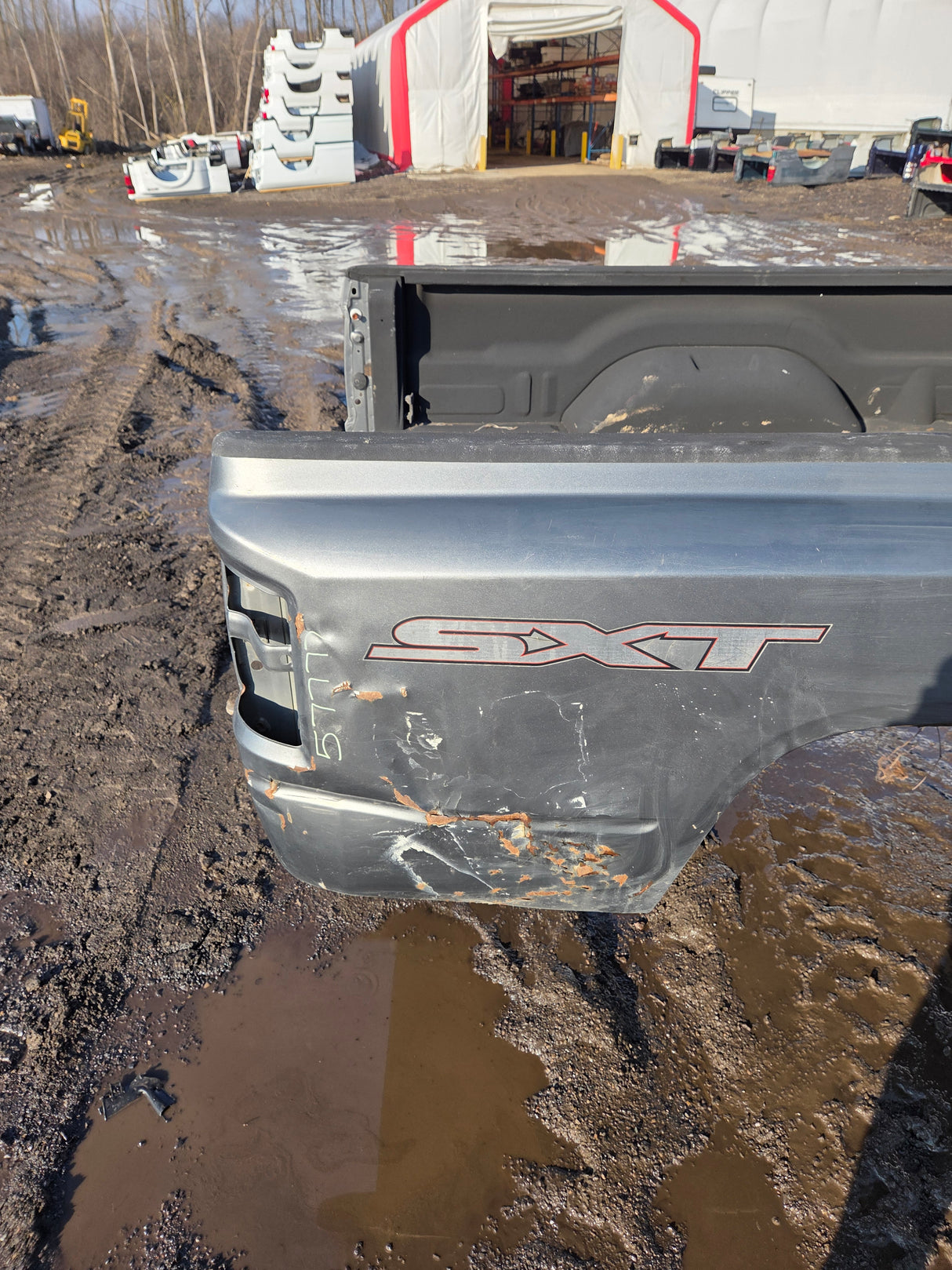 2005-2011 Dodge Dakota 3rd Gen 6' 5" Short Truck Bed