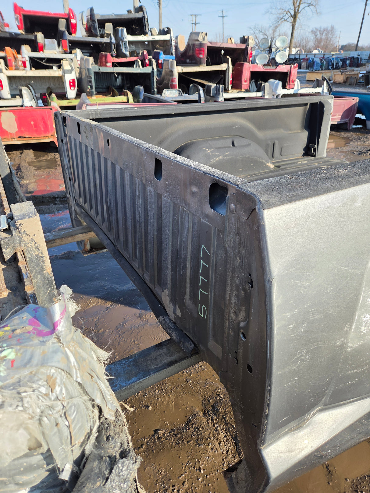 2005-2011 Dodge Dakota 3rd Gen 6' 5" Short Truck Bed