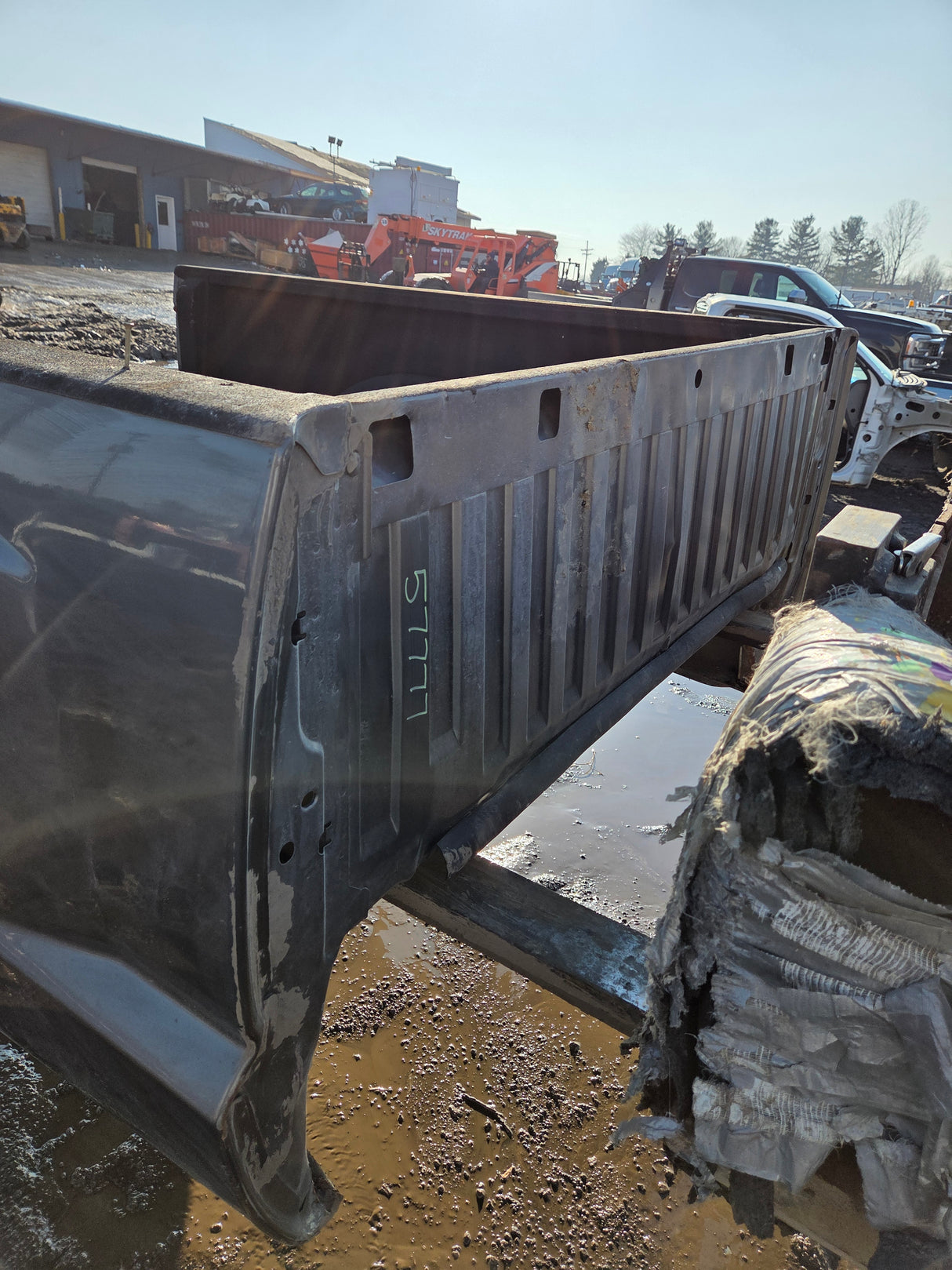 2005-2011 Dodge Dakota 3rd Gen 6' 5" Short Truck Bed