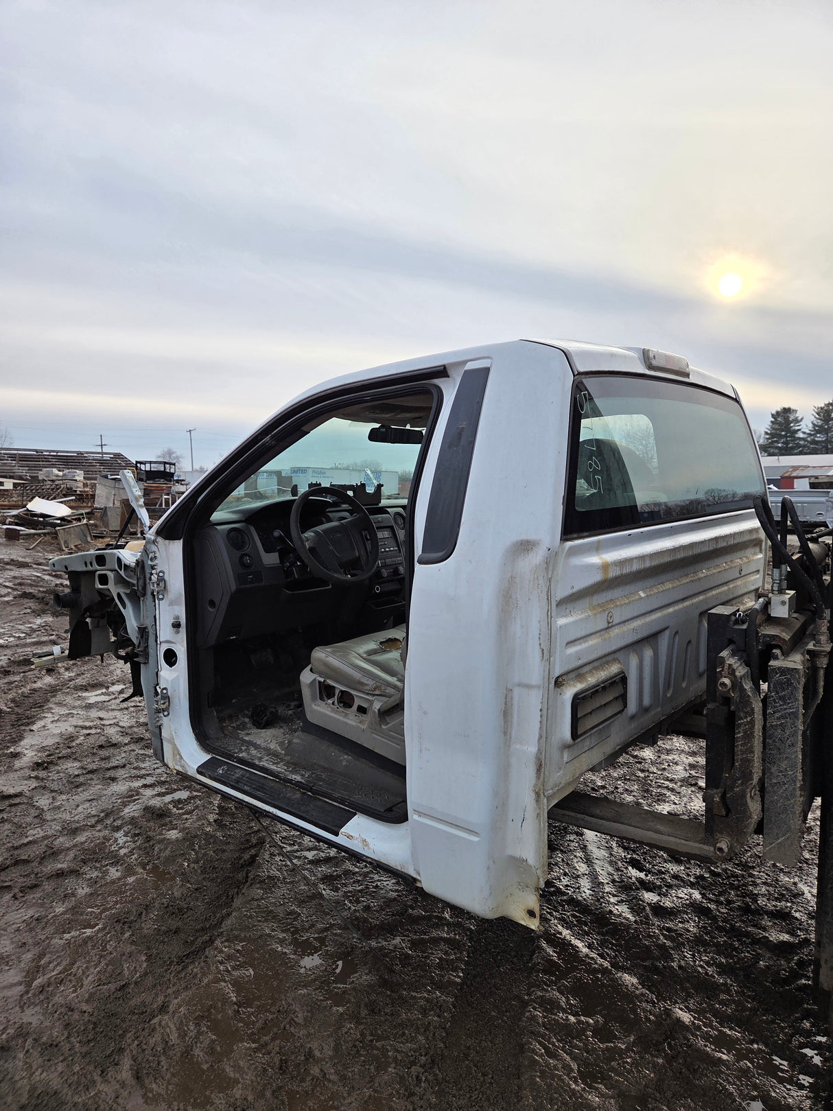 2004-2008 Ford F150 2 Door Regular Cab - Oxford White