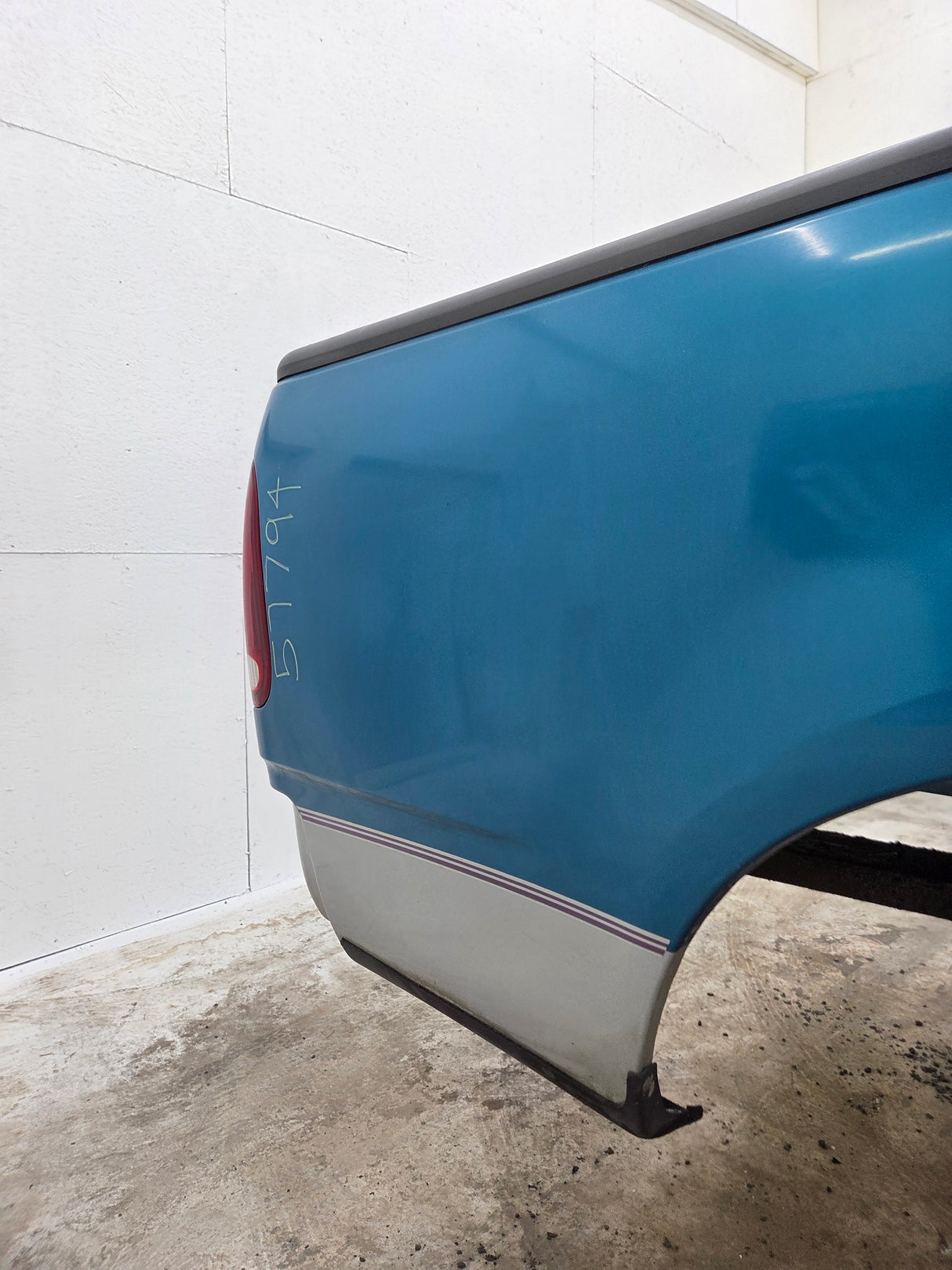 1997-2003 Ford F150 6' 6" Short Truck Bed