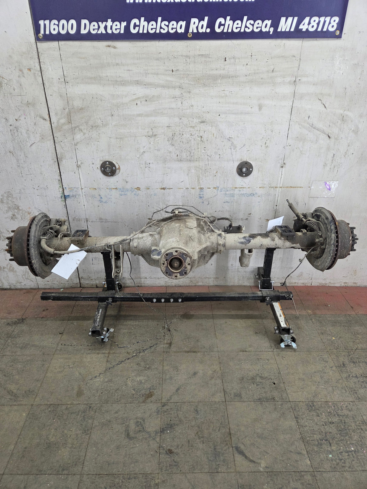 2011-2012 Ford Super Duty F250 F350 Rear Axle 3.73 Gear Ratio Electric Locking Rear End 143k miles