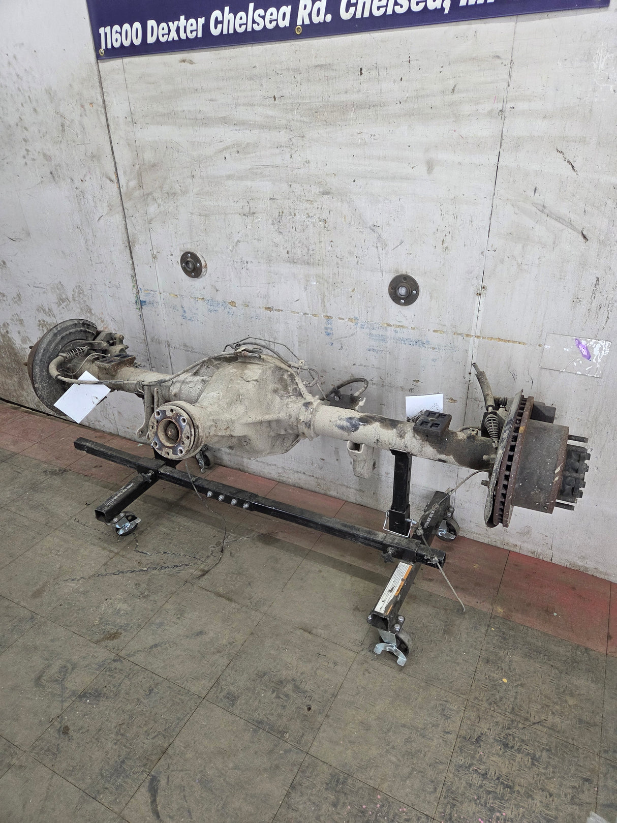 2011-2012 Ford Super Duty F250 F350 Rear Axle 3.73 Gear Ratio Electric Locking Rear End 143k miles