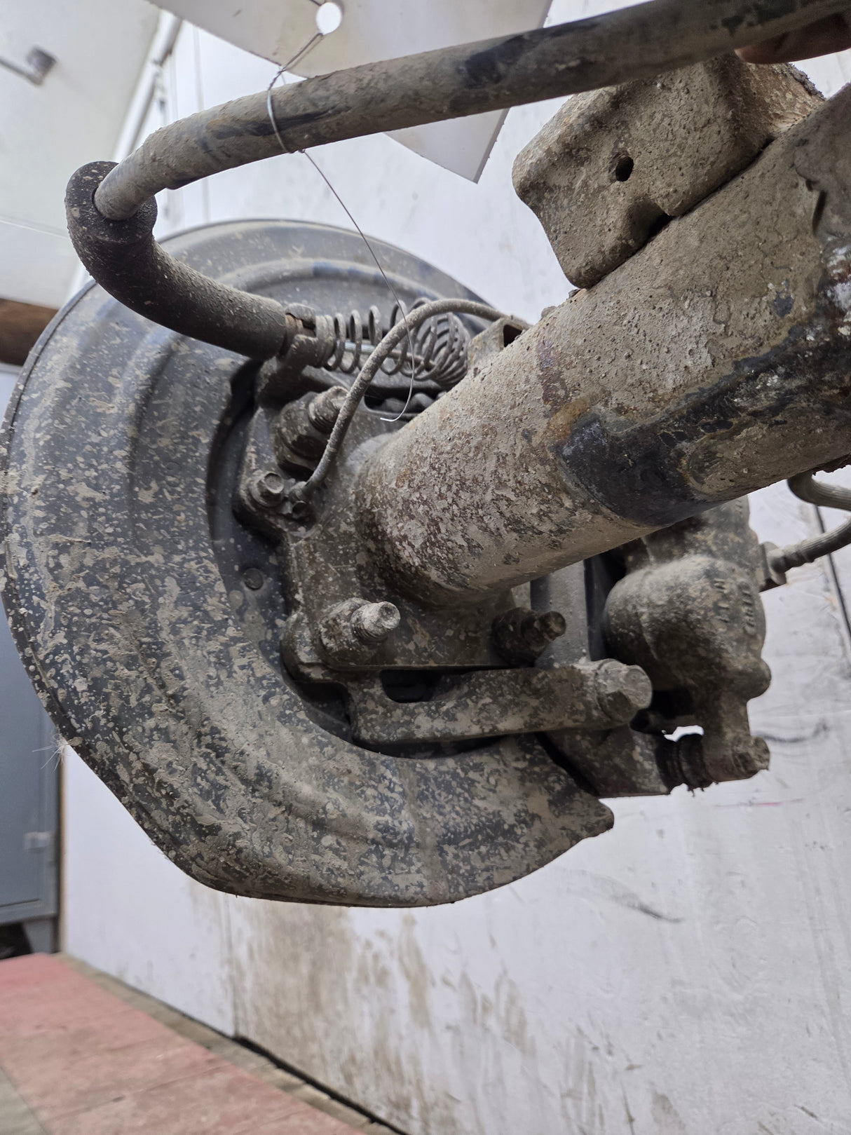 2011-2012 Ford Super Duty F250 F350 Rear Axle 3.73 Gear Ratio Electric Locking Rear End 143k miles