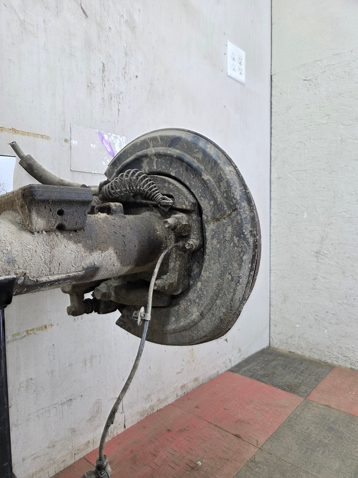 2011-2012 Ford Super Duty F250 F350 Rear Axle 3.73 Gear Ratio Electric Locking Rear End 143k miles