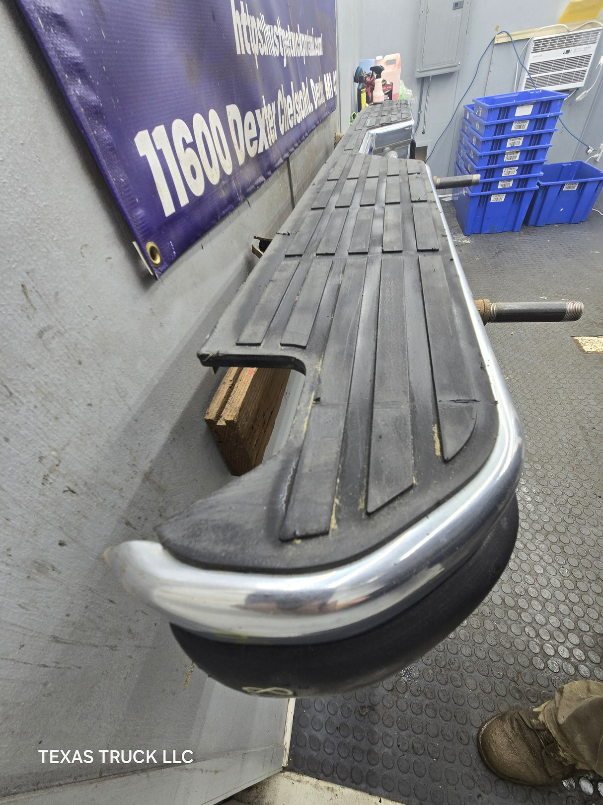 1980-1997 Ford F100 F150 F250 F350 Rear Bumper