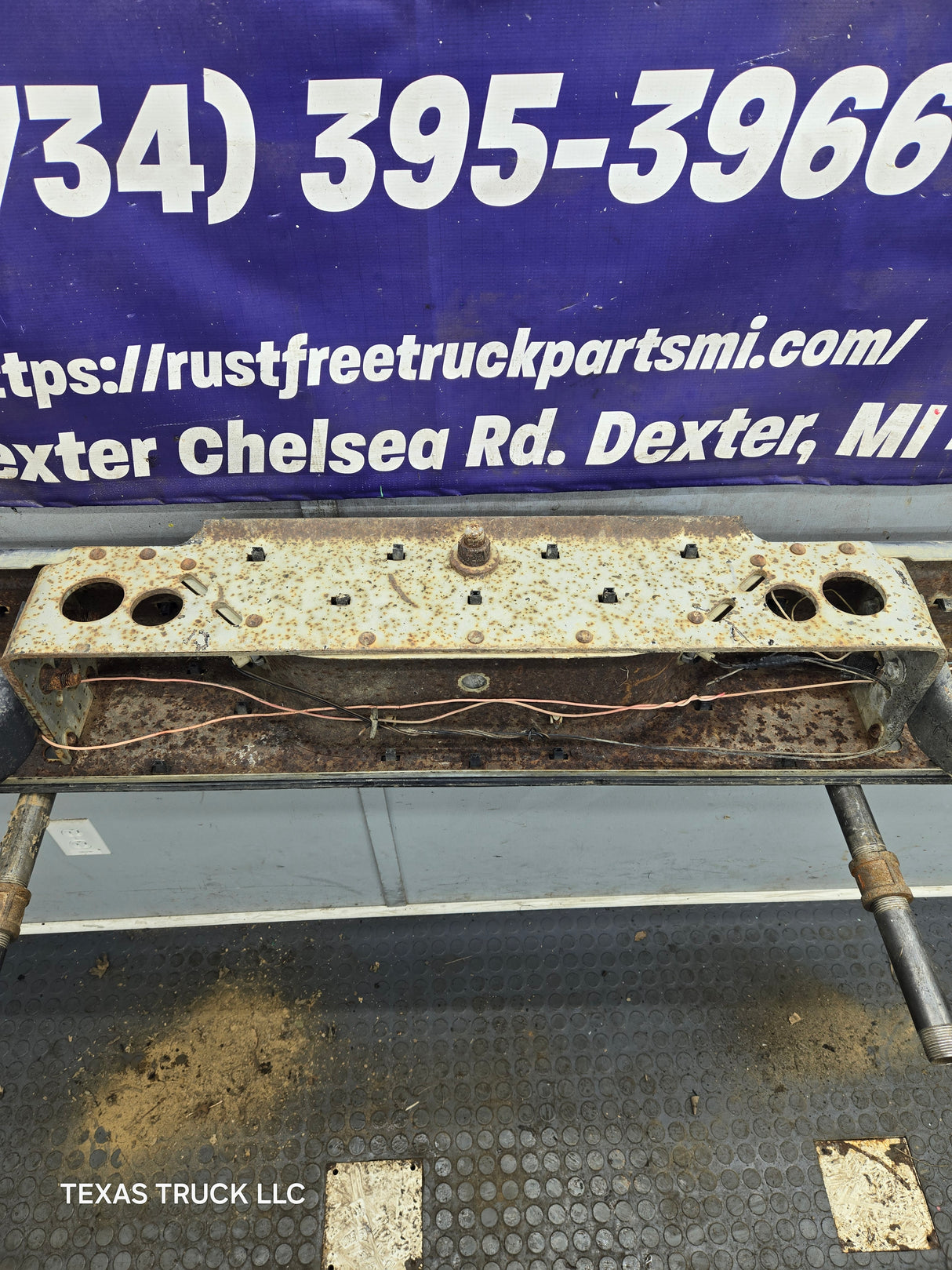 1980-1997 Ford F100 F150 F250 F350 Rear Bumper