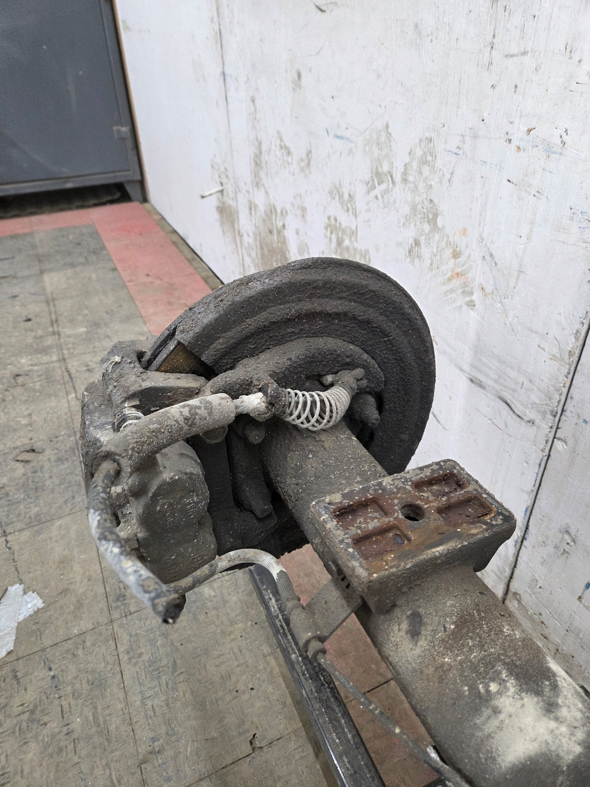 2011-2012 Ford Super Duty F250 F350 Rear Axle 3.73 Gear Ratio Rear End 156K miles