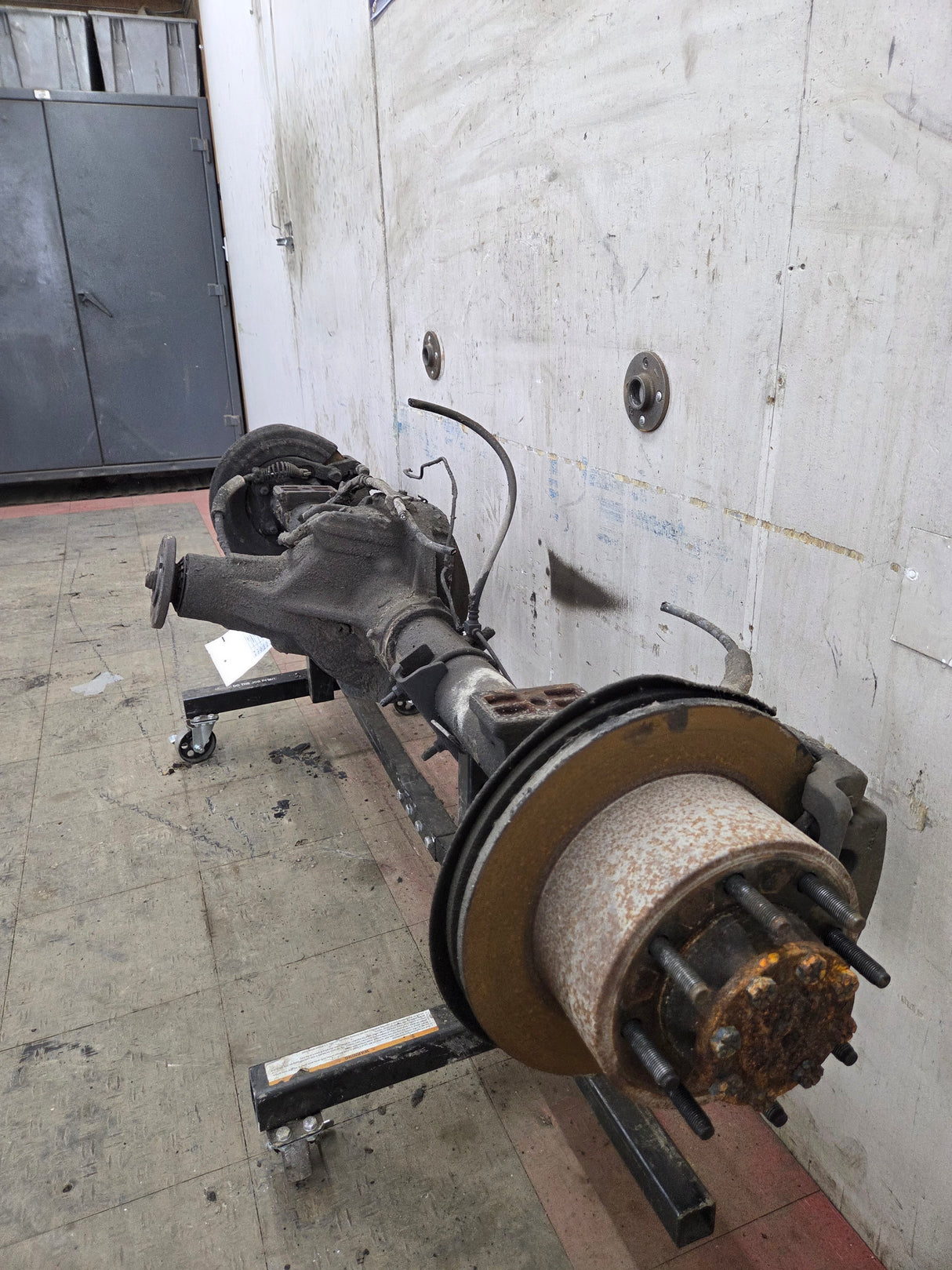 2011-2012 Ford Super Duty F250 F350 Rear Axle 3.73 Gear Ratio Rear End 156K miles