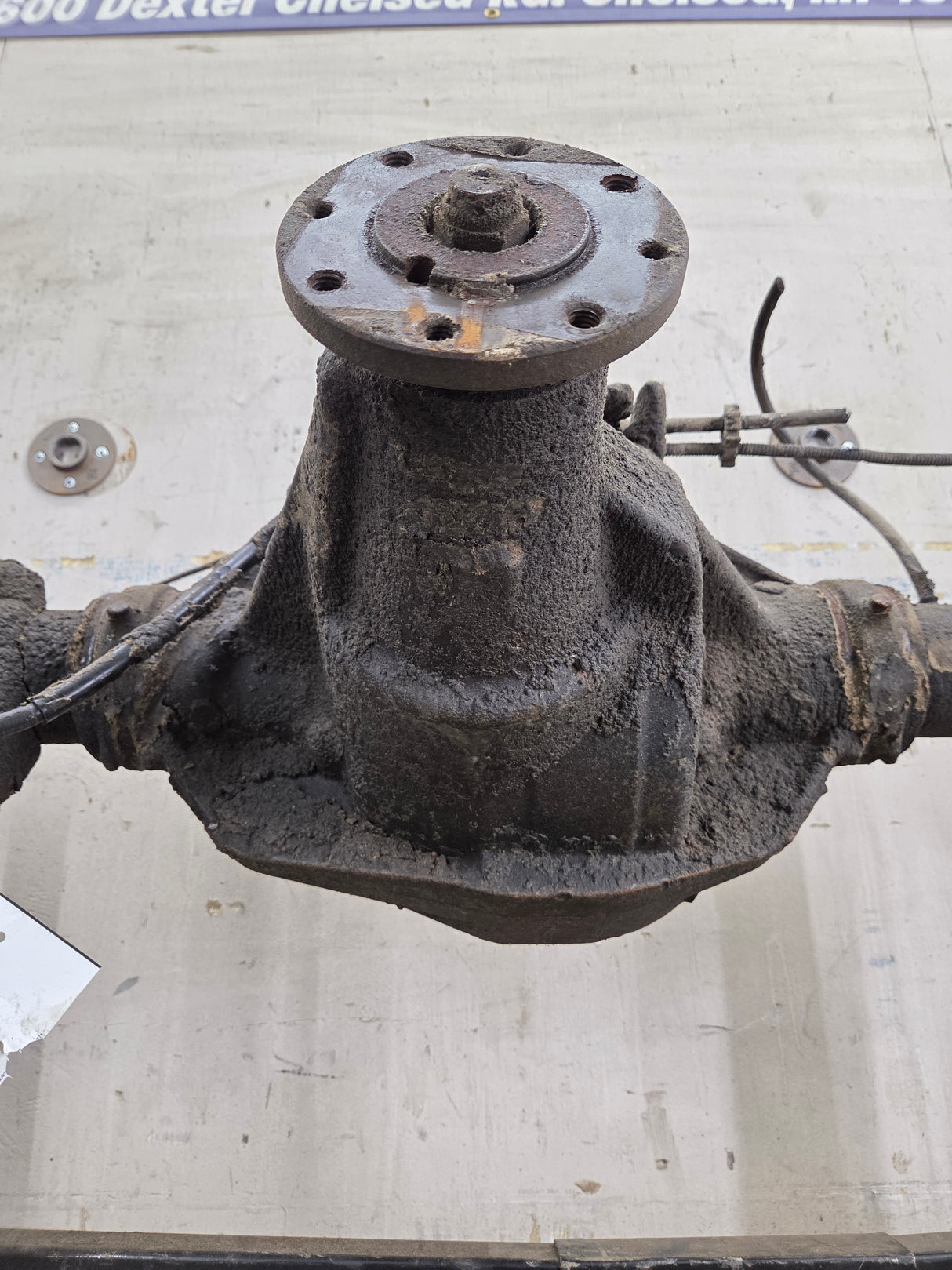 2011-2012 Ford Super Duty F250 F350 Rear Axle 3.73 Gear Ratio Rear End 156K miles